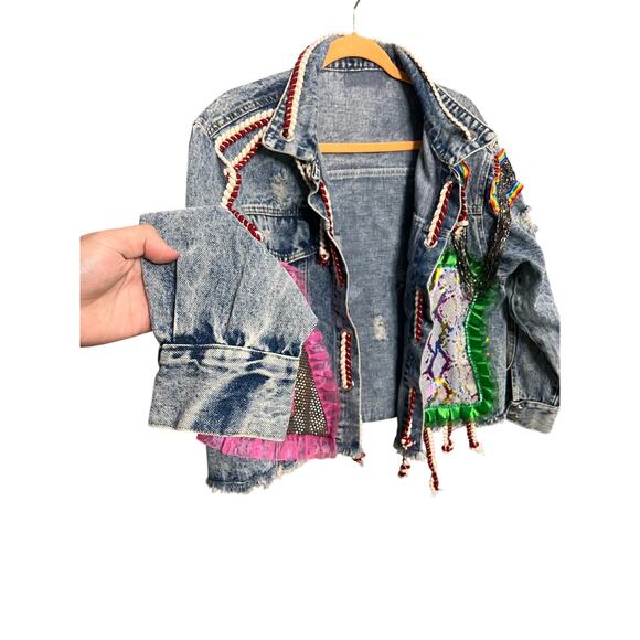 Souk + Sephia Designer Punk Graffiti Style Distressed Medium Wash Denim Jacket - Picture 9 of 13